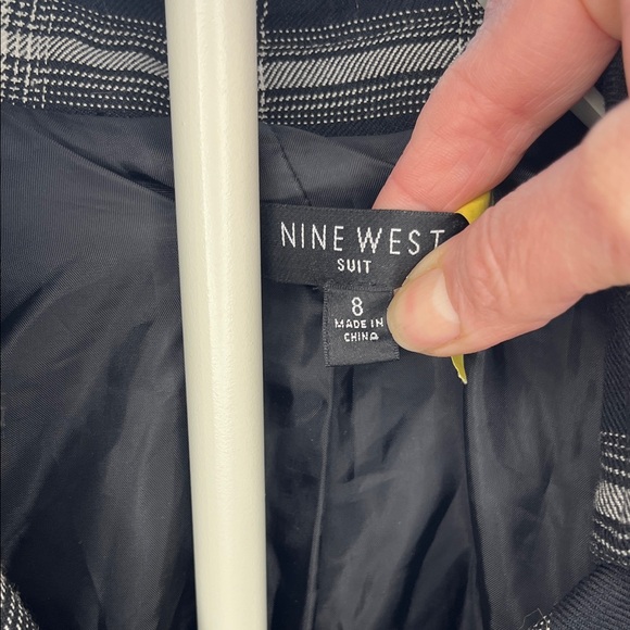 Nine West Black and White Plaid Peplum Jacket - Size 8 - Picture 2 of 7